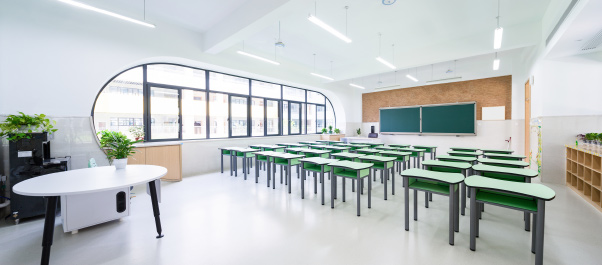 Building surveyor for education in Berkhamsted